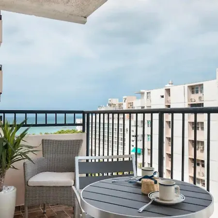 Apartamento Con Vistas Al Mar Isla Verde Puerto Rico